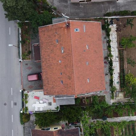 מלון שיבניק Apartman Palme מראה חיצוני תמונה