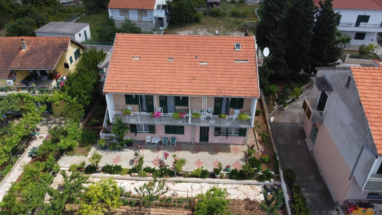 מלון שיבניק Apartman Palme מראה חיצוני תמונה