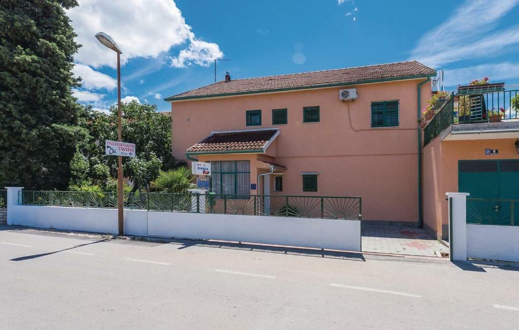 מלון שיבניק Apartman Palme מראה חיצוני תמונה