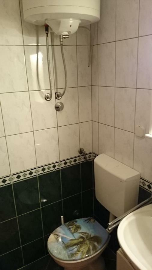 מלון שיבניק Apartman Palme מראה חיצוני תמונה